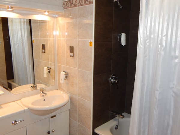 An image labelled Bathroom